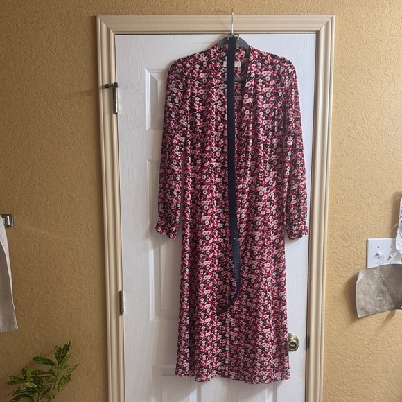 SOLD‼️MICHAEL Michael Kors Red and Black Floral Midi Dress - Picture 2 of 6